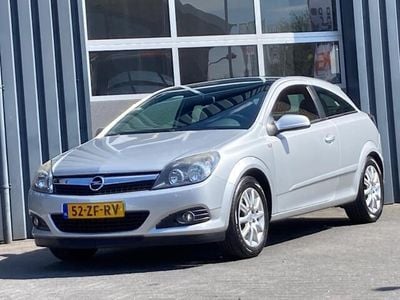 Opel Astra GTC