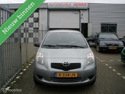 tweedehands Toyota Yaris 1.0 VVTi +LUNA