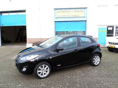 Zwart Occasion 2011 Mazda 2 Hatchback | € 3.745 (Eerlijke prijs)