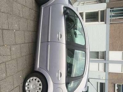 Grijs Gebruikt 2004 Citroën C3 Exclusive Hatchback | € 2.000 (Eerlijke prijs)
