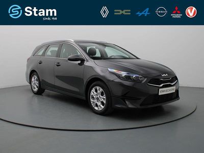 Grijs Gebruikt 2022 Kia Ceed Hatchback | € 19.990 (Goede deal)