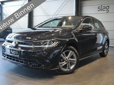 Zwart (metallic) Occasion 2024 VW Polo R-line Hatchback | € 28.900 (Duur)