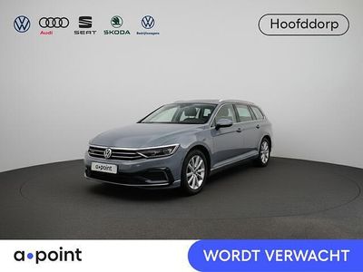 Grijs Occasion 2022 VW Passat Business Sedan | € 29.449 (Iets duurder)