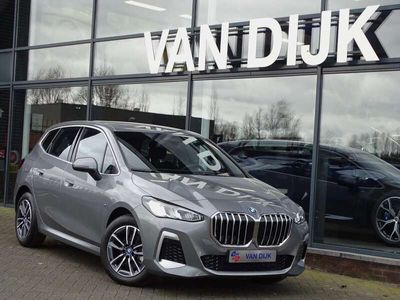 tweedehands BMW 225 Active Tourer 225e xDrive M Sportpakket Elek.Trekh