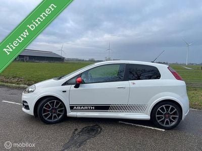 Occasion Fiat Grande Punto Abarth 155 PK (114 kW) 2009 Geel Hatchback