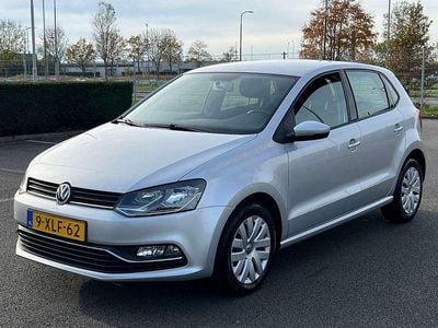 Grijs (metallic) Gebruikt 2014 VW Polo Comfortline Hatchback | € 7.890 (Eerlijke prijs)