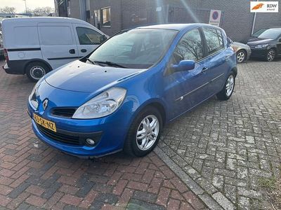 Occasion Renault Clio II Dynamique 112 PK (82 kW) 2006 Blauw (metallic) Hatchback