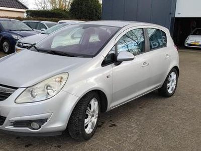 Grijs Occasion 2009 Opel Corsa Cosmo Hatchback | € 2.999 (Eerlijke prijs)