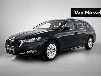 Zwart Occasion 2021 Skoda Octavia Ambition Stationwagen | € 21.900 (Iets duurder)