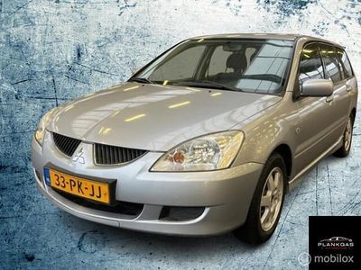 Grijs Occasion 2004 Mitsubishi Lancer Comfort Edition Stationwagen | € 1.950