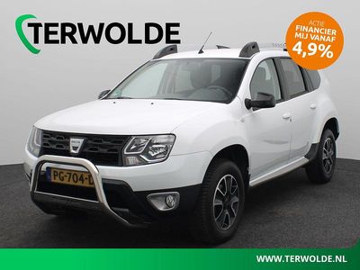 Wit Occasion 2017 Dacia Duster Black Shadow SUV | € 12.840
