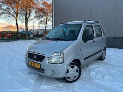 Grijs Gebruikt 2002 Suzuki Wagon R+ GLS Stationwagen | € 1.999 (Eerlijke prijs)