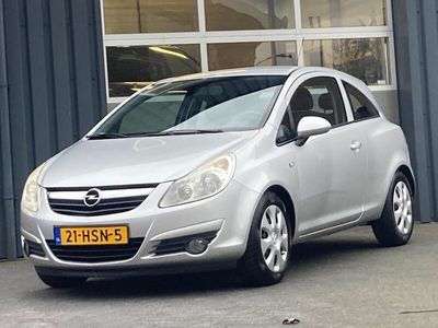 tweedehands Opel Corsa 1.4-16V Enjoy Airco Dealer onderhouden