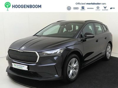 Zwart Gebruikt 2024 Skoda Enyaq iV Selection SUV | € 29.950 (Eerlijke prijs)
