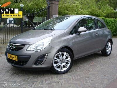 tweedehands Opel Corsa 1.2-16V Cosmo