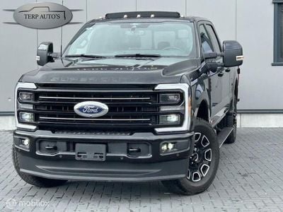 Zwart Nieuw 2025 Ford F350 Platinum Pickup | € 139.950