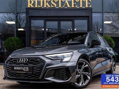 Zwart Gebruikt 2022 Audi A3 Sportback e-tron S-Line Hatchback | € 33.900 (Eerlijke prijs)