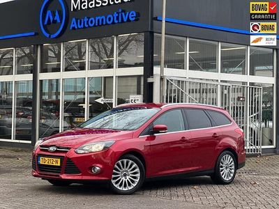 Rood Occasion 2013 Ford Focus Titanium Stationwagen | € 6.750 (Duur)