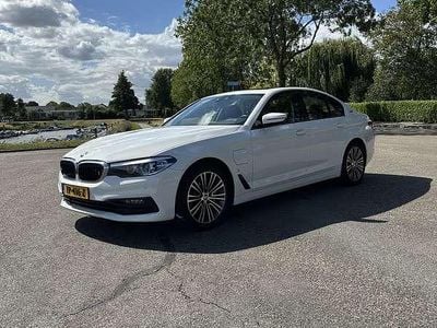Wit Occasion 2018 BMW 530 Executive Sedan | € 23.500 (Eerlijke prijs)