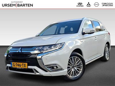 Wit Occasion 2019 Mitsubishi Outlander P-HEV Intense+ SUV | € 20.930 (Eerlijke prijs)