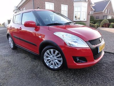 Rood Occasion 2011 Suzuki Swift Exclusive Hatchback | € 5.750 (Eerlijke prijs)