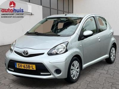 Occasion Toyota Aygo 68 PK (50 kW) 2012 Grijs Hatchback
