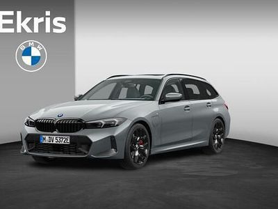 Grijs Gebruikt 2025 BMW 330 M Sport Stationwagen | € 73.658