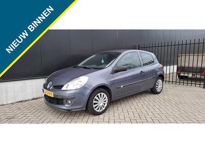 Occasion Renault Clio II 75 PK (55 kW) 2008 Blauw Hatchback
