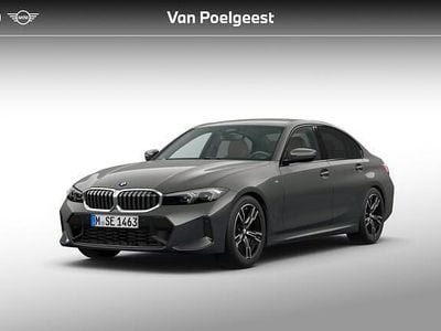 Nieuw BMW 318 Comfort Edition 156 PK (114 kW) 2025 Grijs Sedan