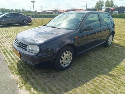 VW Golf IV