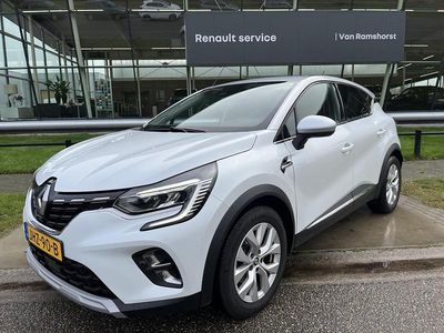 Wit metallic Occasion 2022 Renault Captur Intens SUV | € 18.750 (Goede deal)