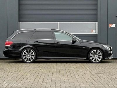 Zwart Occasion 2013 Mercedes E350 Avantgarde Stationwagen | € 17.950