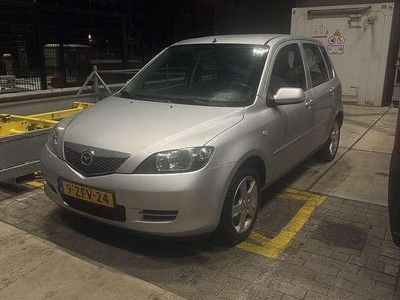 Occasion Mazda 2 Exclusive 80 PK (58 kW) 2005 Grijs Stationwagen