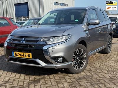Occasion Mitsubishi Outlander Edition 121 PK (88 kW) 2015 Grijs SUV