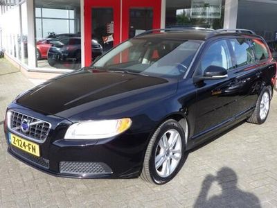 tweedehands Volvo V70 1,6 T4 180pk ONDERHOUDSBOEKJES AANWEZIG