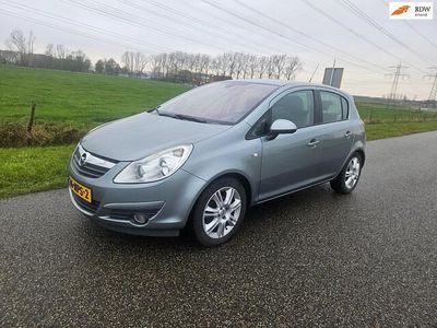 Grijs Occasion 2010 Opel Corsa Cosmo Hatchback | € 4.250 (Eerlijke prijs)