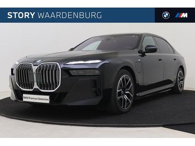 Zwart Gebruikt 2024 BMW 750e Executive Sedan | € 114.850