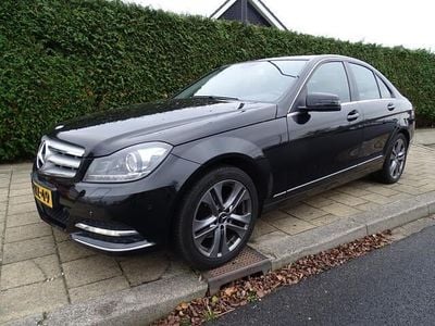Zwart Gebruikt 2013 Mercedes C180 Avantgarde Sedan | € 9.950 (Eerlijke prijs)
