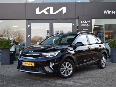 Zwart Occasion 2022 Kia Stonic SUV | € 17.745 (Eerlijke prijs)