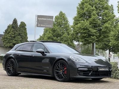 Porsche Panamera Turbo