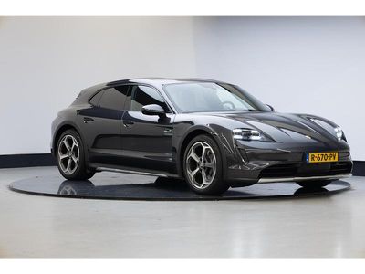 Grijs Occasion 2022 Porsche Taycan Cross Turismo SUV | € 68.950 (Super prijs)