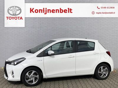 Wit Gebruikt 2016 Toyota Yaris Hybrid Trend Hatchback | € 15.495 (Eerlijke prijs)