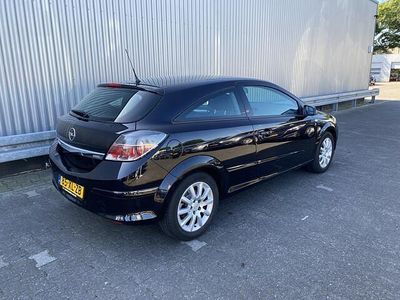 Opel Astra GTC