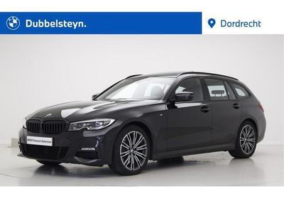 tweedehands BMW 318 3-SERIE Touring i High Executive | Model M Sport | Audio Media Pack | Automatische transmissie met stuurschakeling | Glazen panoramadak | 18 inch LM Dubbelspaak M (Styling 790M) MB