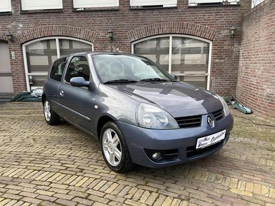 Blauw Gebruikt 2007 Renault Clio II Campus Hatchback | € 2.495 (Duur)