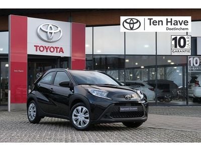Zwart Gebruikt 2024 Toyota Aygo X Play SUV | € 16.400 (Goede deal)