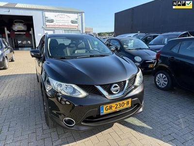 Zwart Occasion 2015 Nissan Qashqai 360º SUV | € 8.350 (Eerlijke prijs)