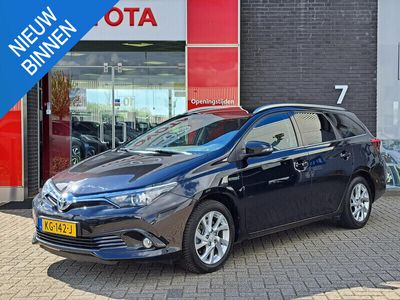 Toyota Auris Hybrid