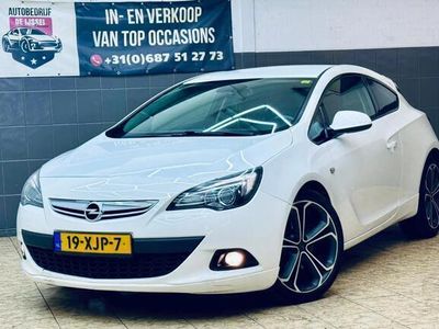 Opel Astra GTC