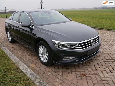 Occasion VW Passat Style 120 PK (88 kW) 2020 Grijs (metallic) Sedan
